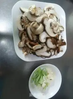 Make Twin mushrooms step 0