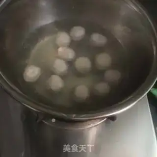 Make Smelt meatball soup step 0