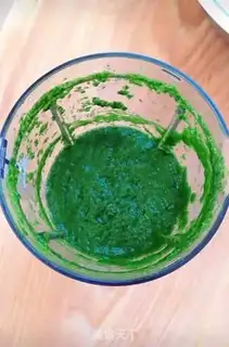 Make Spinach hair step 1