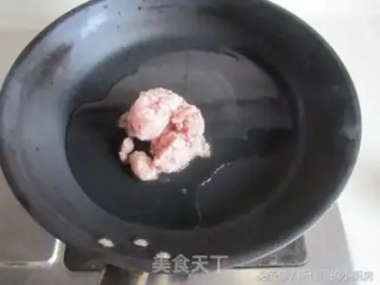 Make Snow gravy meat and four season beans step 3