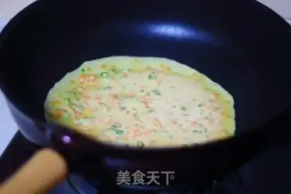 Make Garlic carrot eggcake step 6