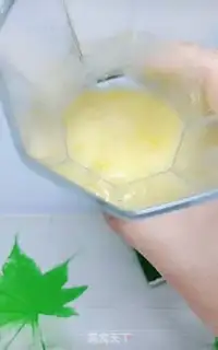 Make Banana shake step 1
