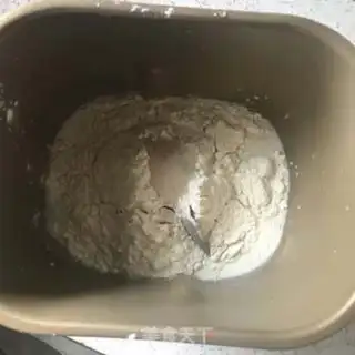 Make Chinese bread step 0