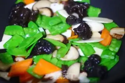 Make Dutch beans with vegetables step 7