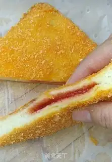 Make Strawberry sauce toast step 8