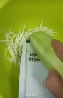 Make Cracker egg box step 2
