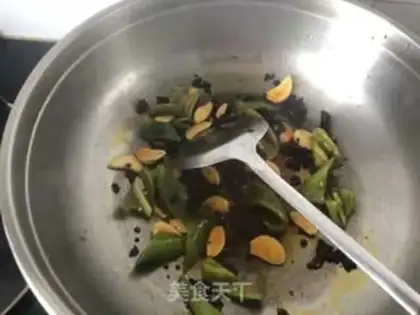 Make Lobster is spicy step 4