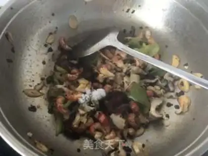 Make Lobster is spicy step 6