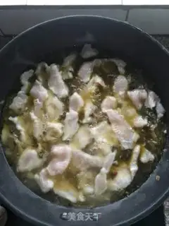 Make Sour soup for salsa fish step 8