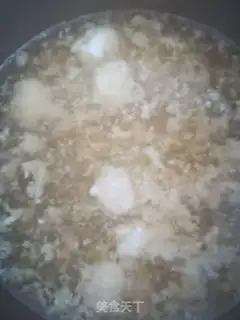 Make Ballball and egg soup step 1