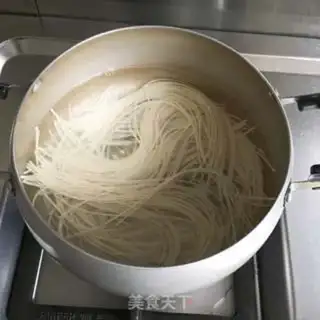 Make Onion dry noodles step 10