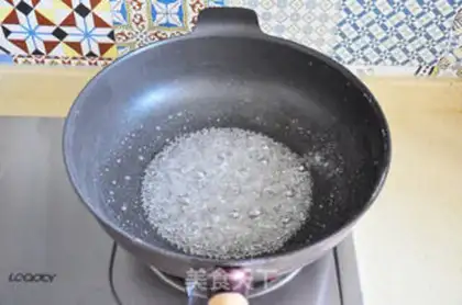 Make Hanging frost peanuts step 4