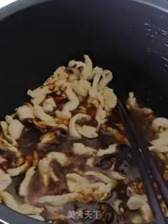 Make Low-fat chicken noodles in the private room step 3