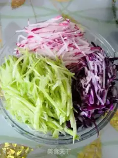 Make Low-fat chicken noodles in the private room step 6