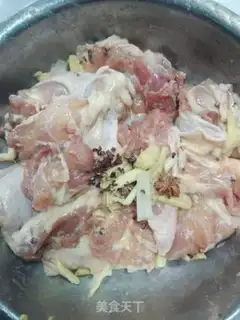 Make The cold hand tore the chicken step 0
