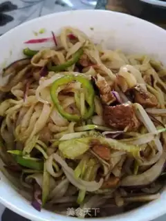 Make Low-fat chicken noodles in the private room step 12