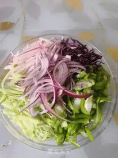 Make Any vegetable pie step 0