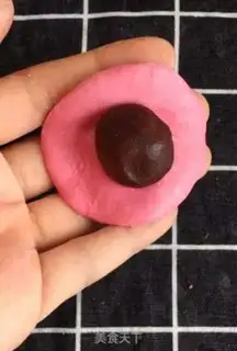 Make Strawberry bean bag step 3