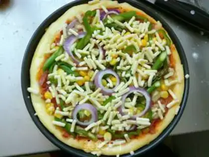 Make Bacon ham and vegetables pizza step 14