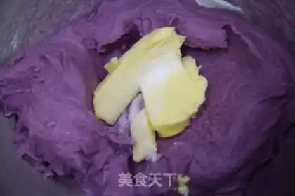 Make Low fat, healthy potato bread step 3