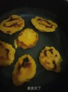 Make Corn pretzels step 1