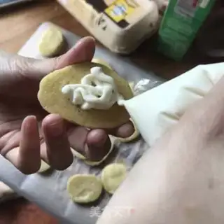 Make Homemade crackers step 41