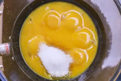 Make Cyberbox cake step 0