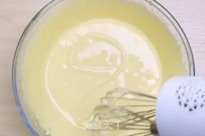 Make Cyberbox cake step 2
