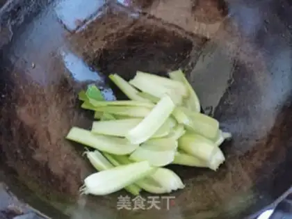 Make Clear the oil step 4
