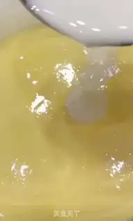 Make Egg yolk cream step 4