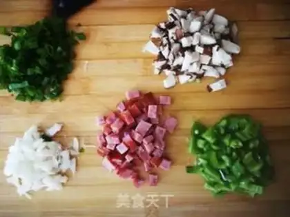 Make Soy sauce, fried rice step 1