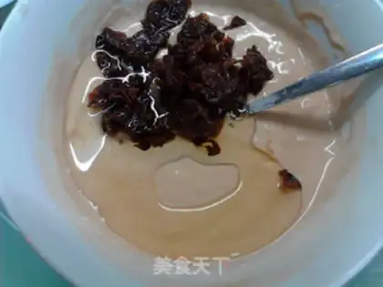 Make Smoky red rose cake step 3