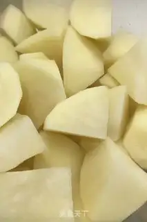 Make Five flowers and potatoes step 1