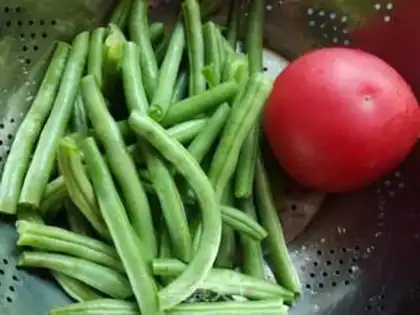 Make Tomato four season beans step 0