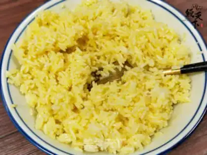 Make Quaffle egg fried rice step 3