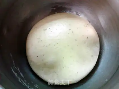 Make Blue sauce cheese bread step 5
