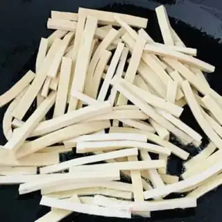 Make Cream pepper fried tofu step 1