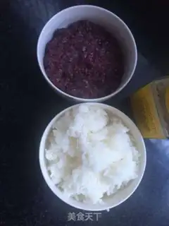 Make Two rice cakes step 0