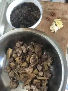 Make Chicken stew mushrooms step 2