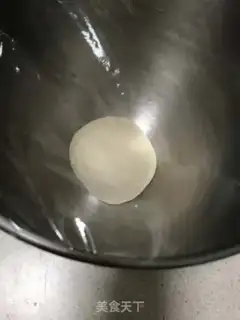 Make Frozen meat buns step 2