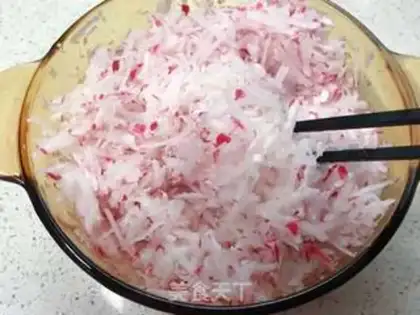 Make radish meatloaf step 2