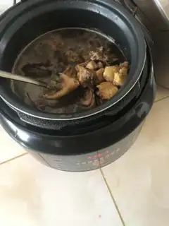 Make Chicken stew mushrooms step 4