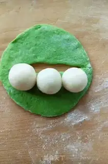 Make Peas buns step 10
