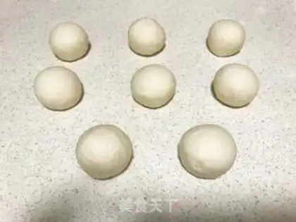Make Frozen meat buns step 7