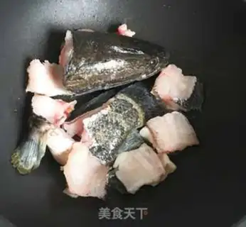 Make Fish bone soup step 5