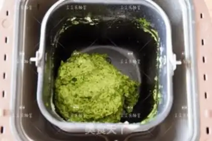 Make Spinach toast step 2