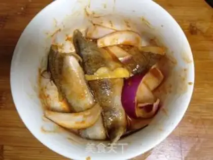 Make Two-stealed icefish step 4