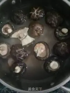 Make Shrimp rice mushrooms and cabbage step 0