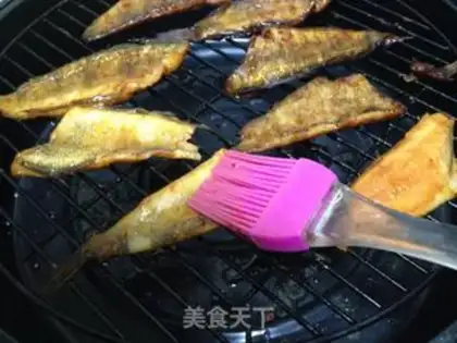 Make Two-stealed icefish step 8