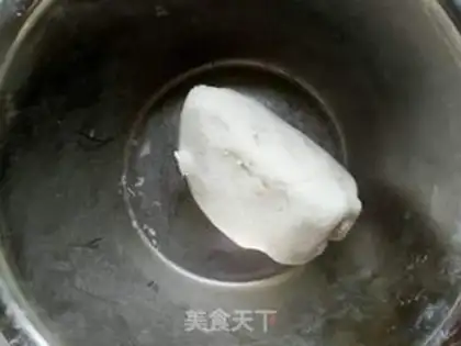 Make Cracker-smelling ball step 6